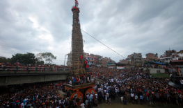 राताे मच्छिन्द्रनाथको भोटो देखाइँदै, काठमाडाैँ उपत्यकामा आज सार्वजनिक बिदा