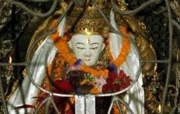 सेतो मच्छिन्द्रनाथको मूर्ति मर्मत सुरु