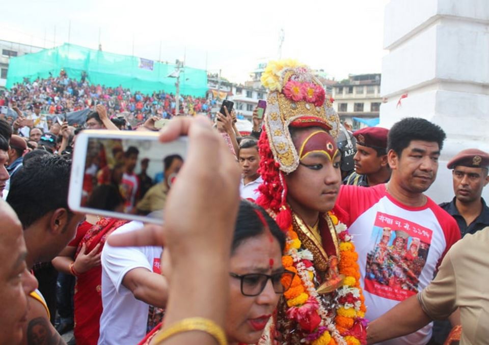 इन्द्रजात्राको साइत सार्वजनिक