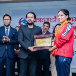 पलेशालाई महानगरपालिकाबाट ५ लाख रुपैयाँ नगदसहित सम्मान